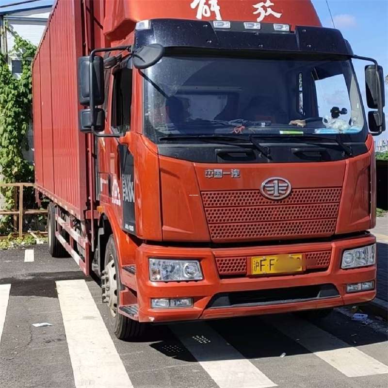 广陵区罗平县进仓物流：专线直达的多元货运之旅